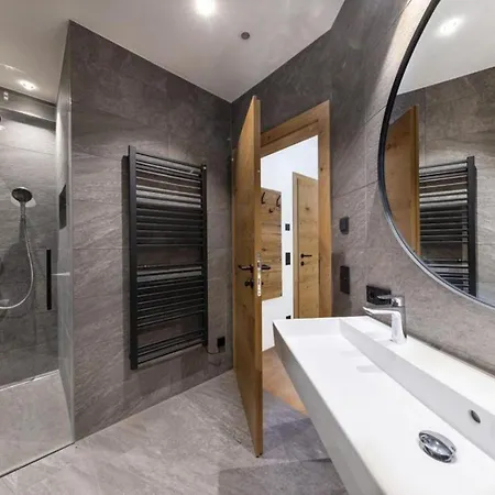 Vakantiehuis Sam Alm 2 *